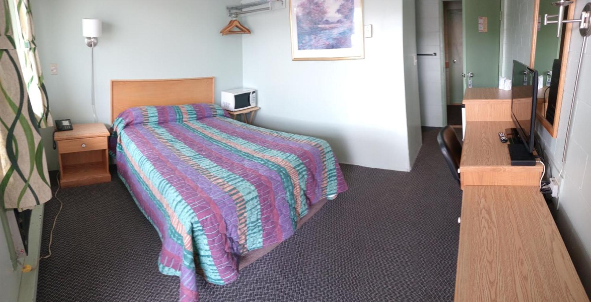 Chimo Motel Cochrane Extérieur photo