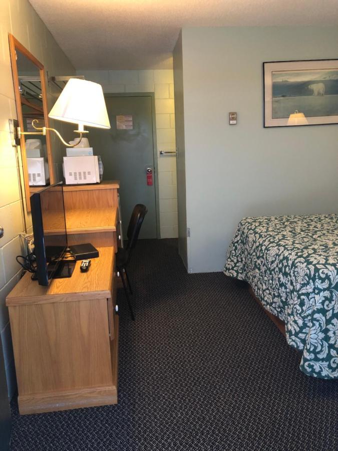 Chimo Motel Cochrane Extérieur photo