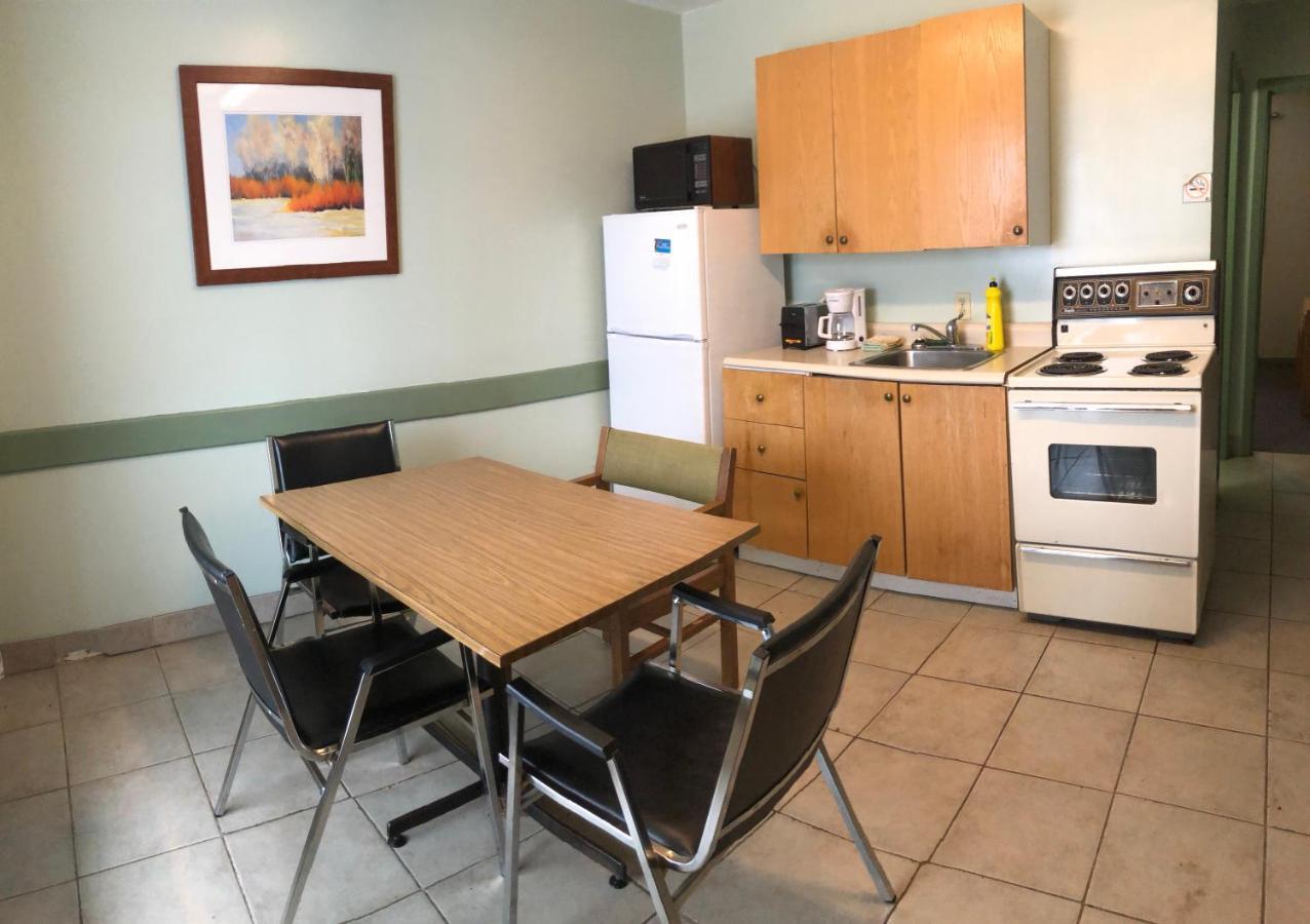Chimo Motel Cochrane Extérieur photo