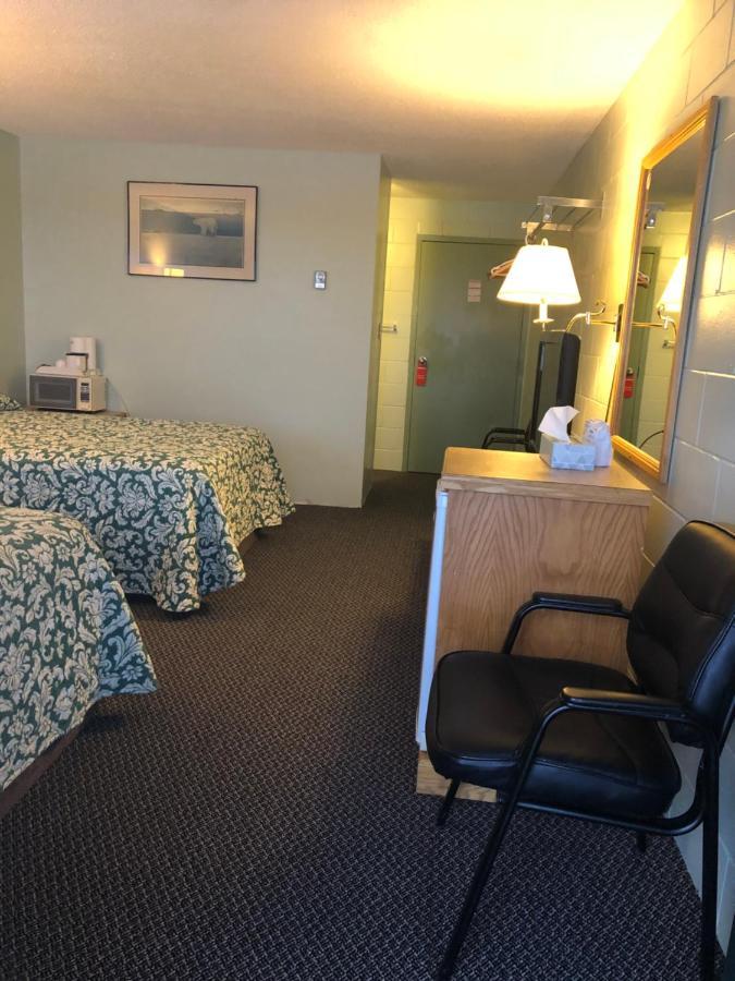 Chimo Motel Cochrane Extérieur photo
