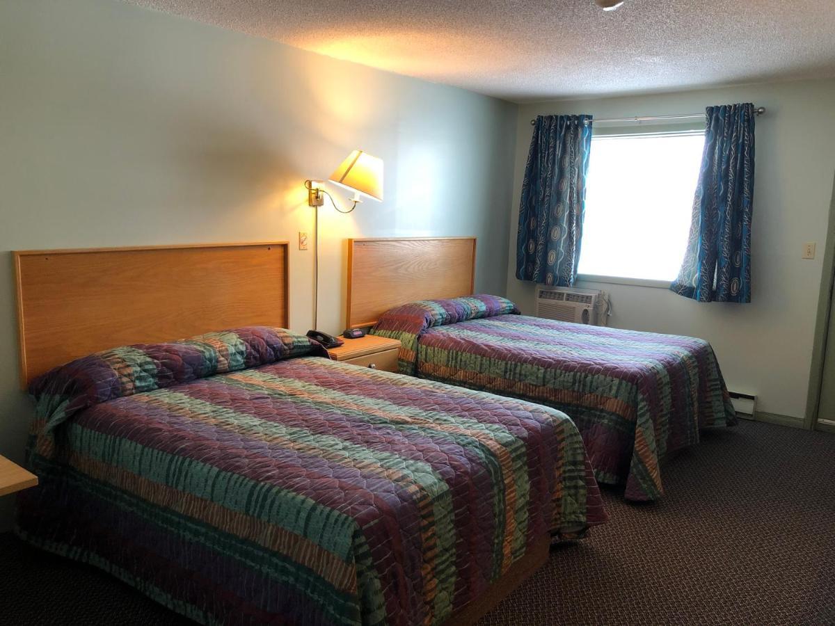Chimo Motel Cochrane Extérieur photo